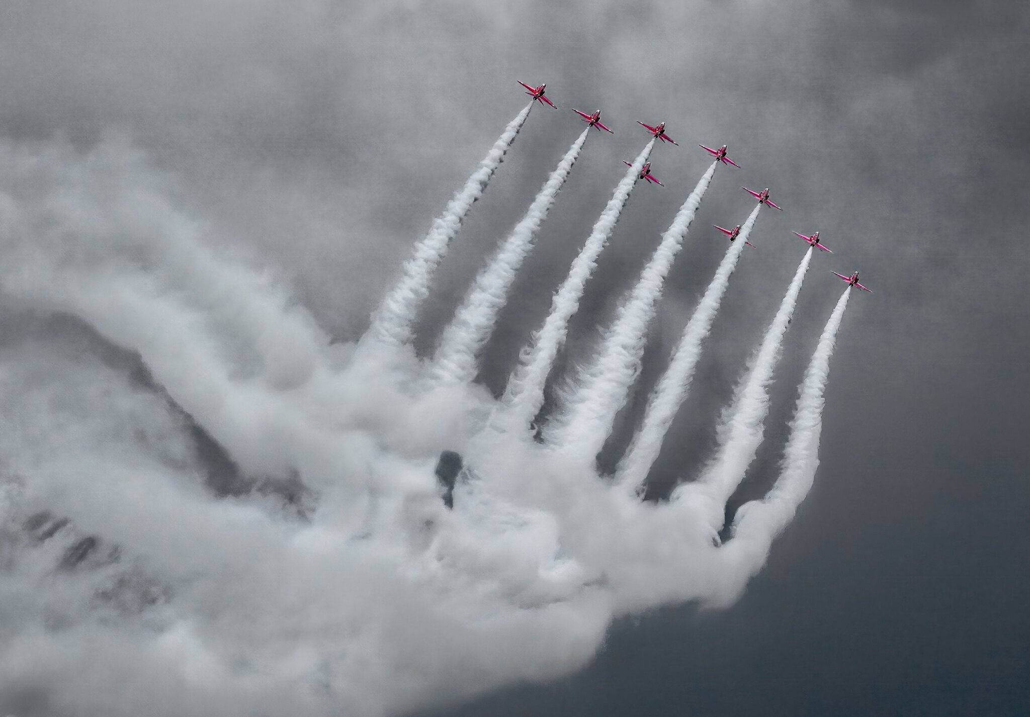 24S07557Cosford red arrows.jpg