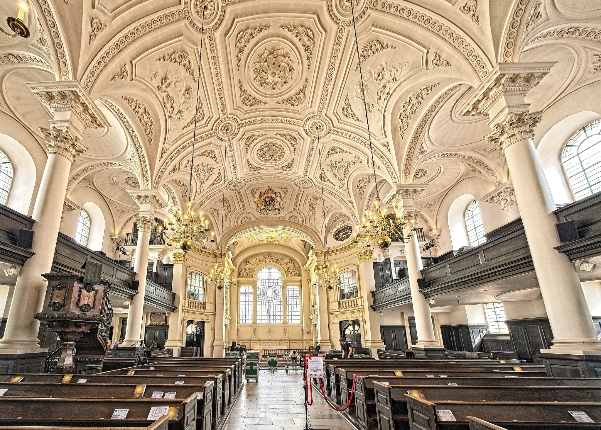 24S09868london st martin in the fields.jpg