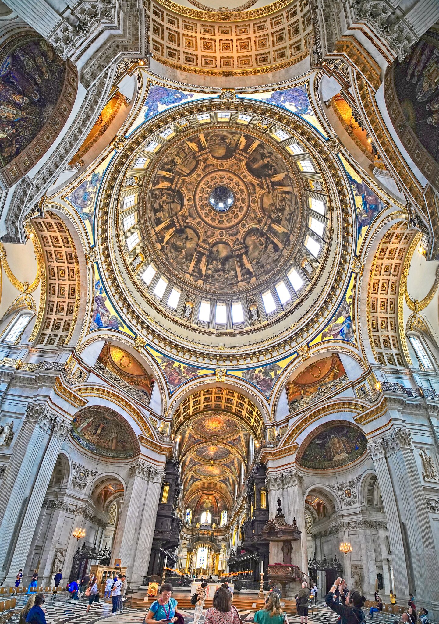 24T01202-10 Pano london st pauls.jpg