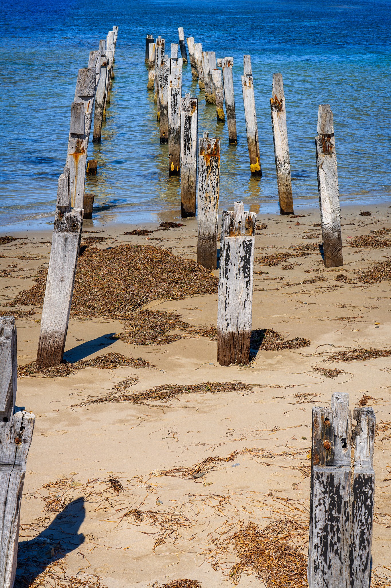 _7RV0111_Old_Granite_Island_Causeway_Piers_1.jpg