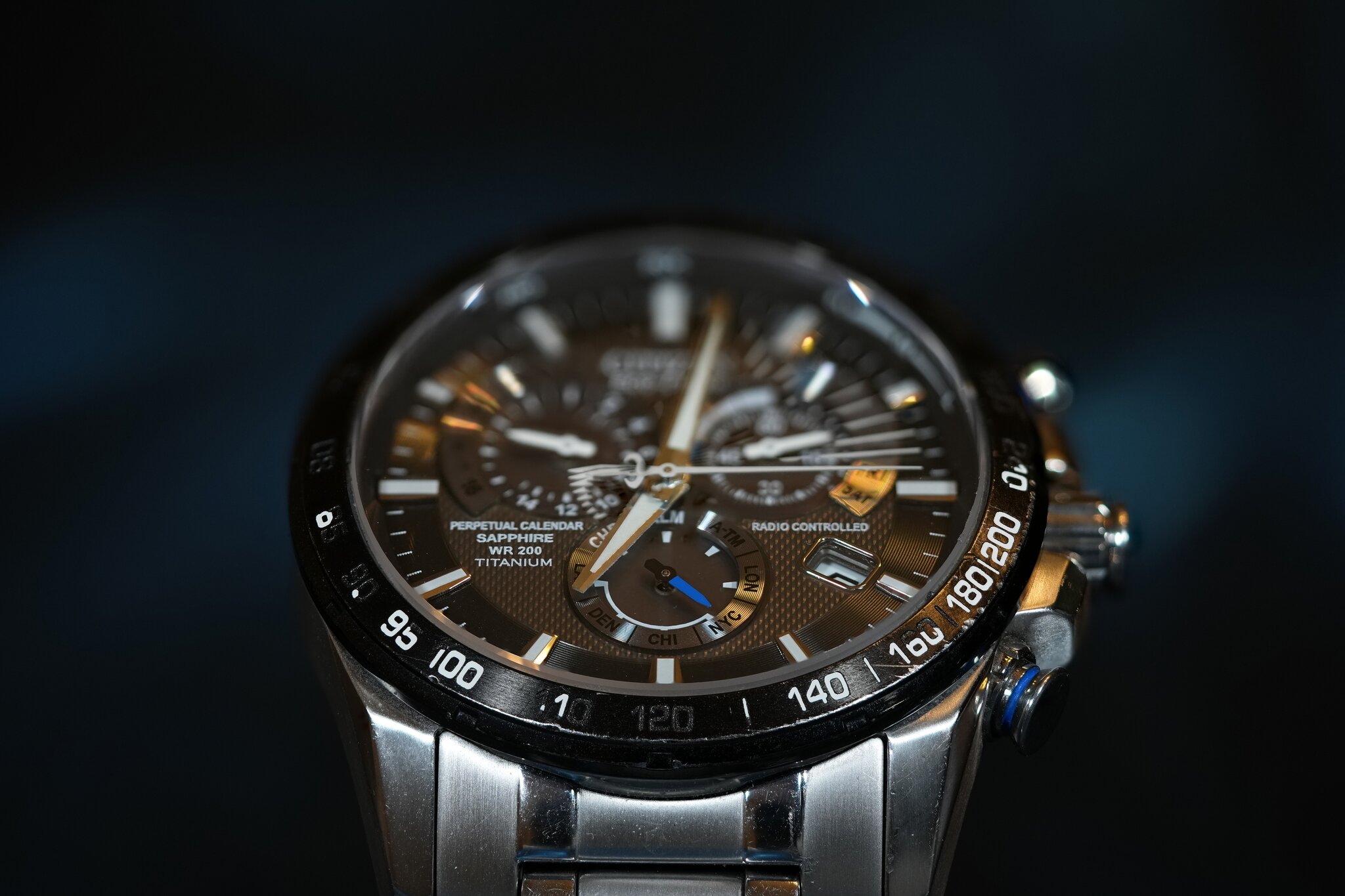 FB2 i100 watch.jpg