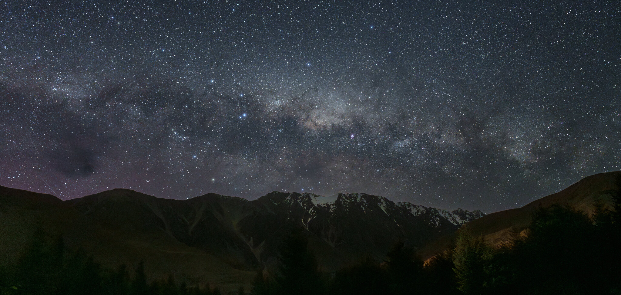 Lake Wanaka Startrail-2.jpg