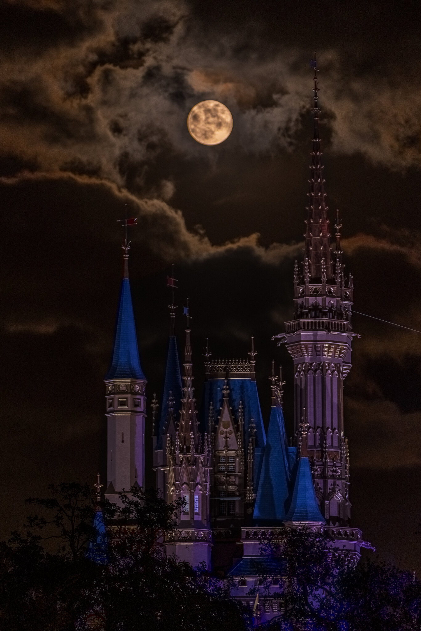 MNSSHP Castle Hunters Moon October 18-1.jpg