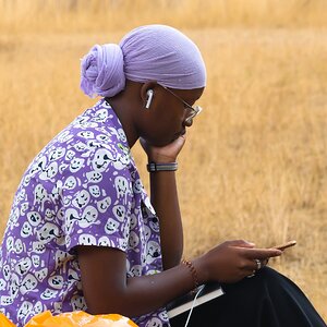 woman_reading-3.jpg