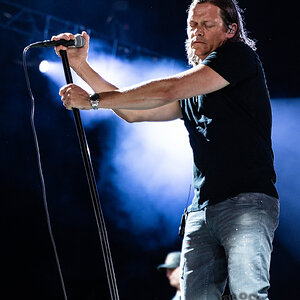 Brad of 3 Doors Down