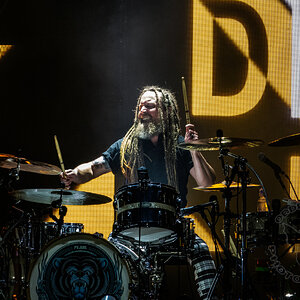 Barry of Shinedown