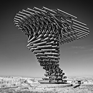 DSC03938singing ringing tree.jpg