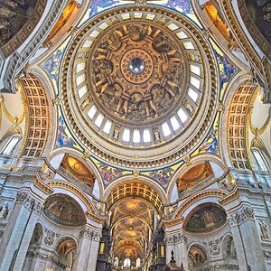 24T01202-10 Pano london st pauls.jpg