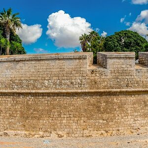 mdina walls south west face-5_edited.jpg