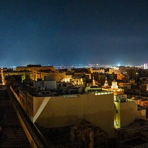 valletta nightscape-1_edited.jpg