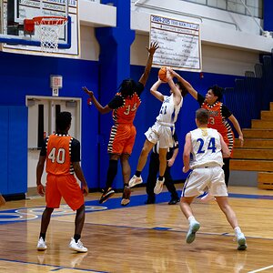 jvbbball1210-050.jpg