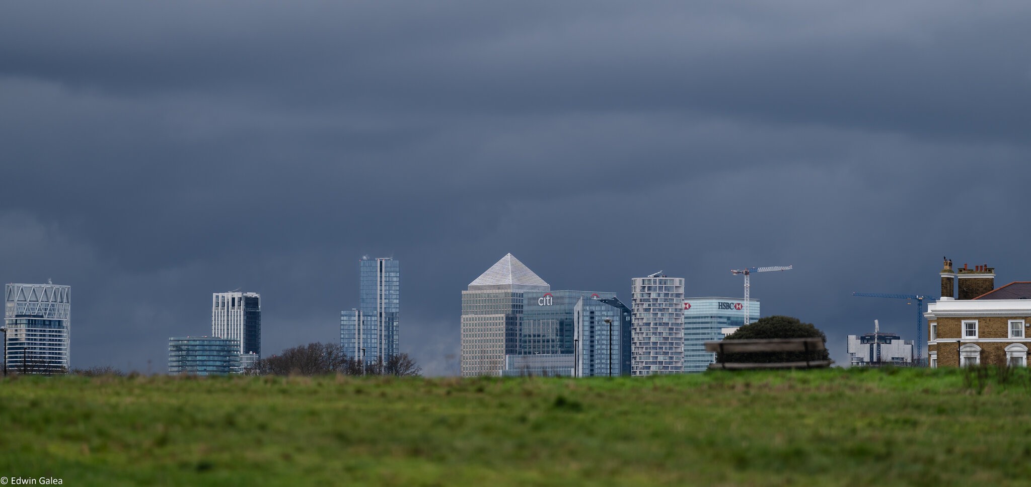 canary wharf from Blackheath-1.jpg