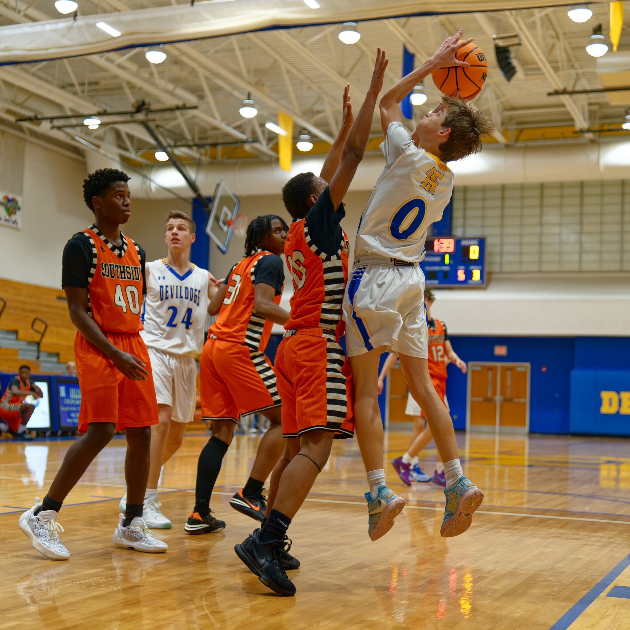 jvbbball1210-026.jpg