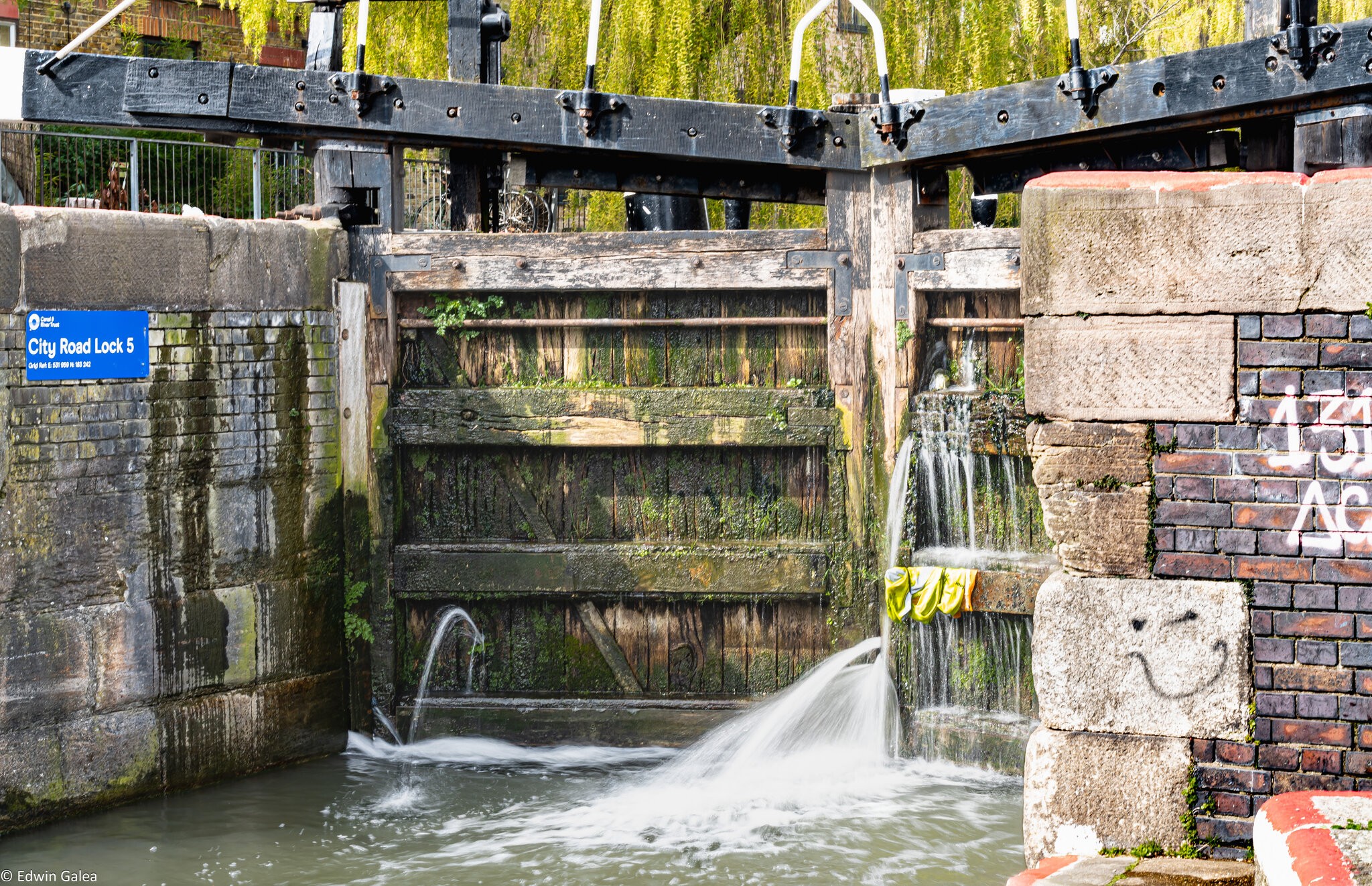 lock gates-2.jpg