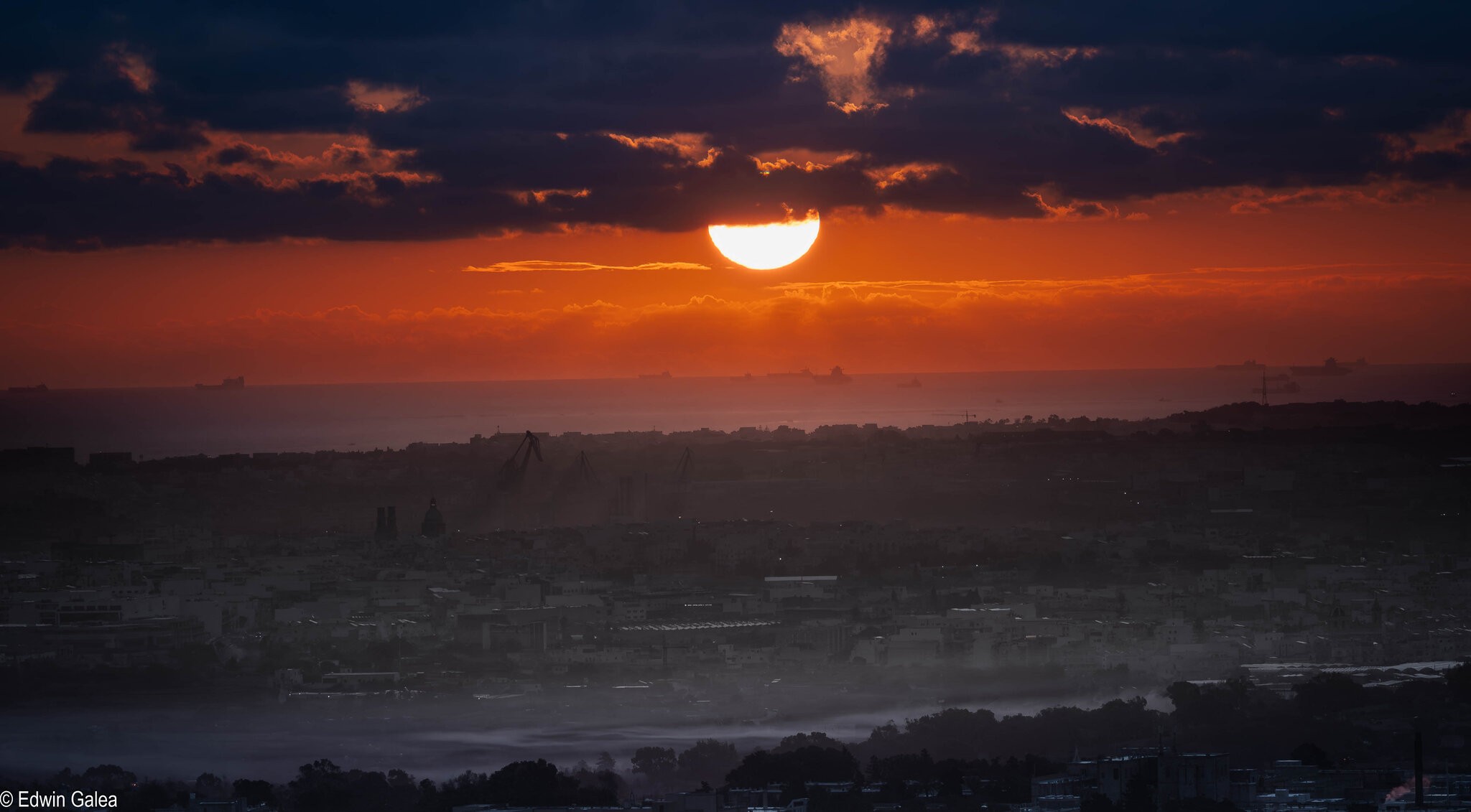 malta sunrise from mdina-6.jpg